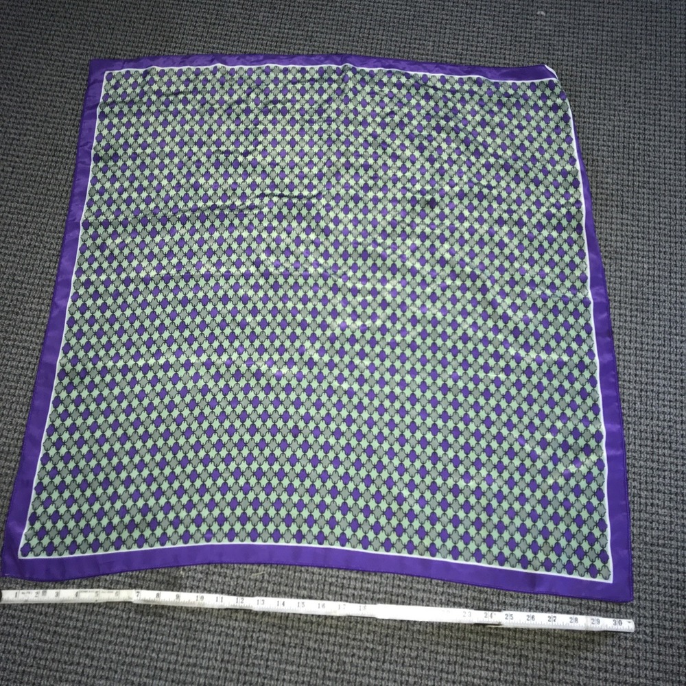 Unbranded Women Green Purple Geometric Square Scarf 30 Inch Satin Neckerchief